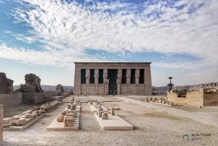 Dandara temples