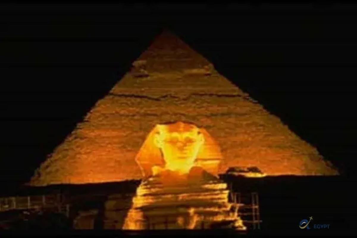 Pyramids Of Giza sawe Sura and the Light